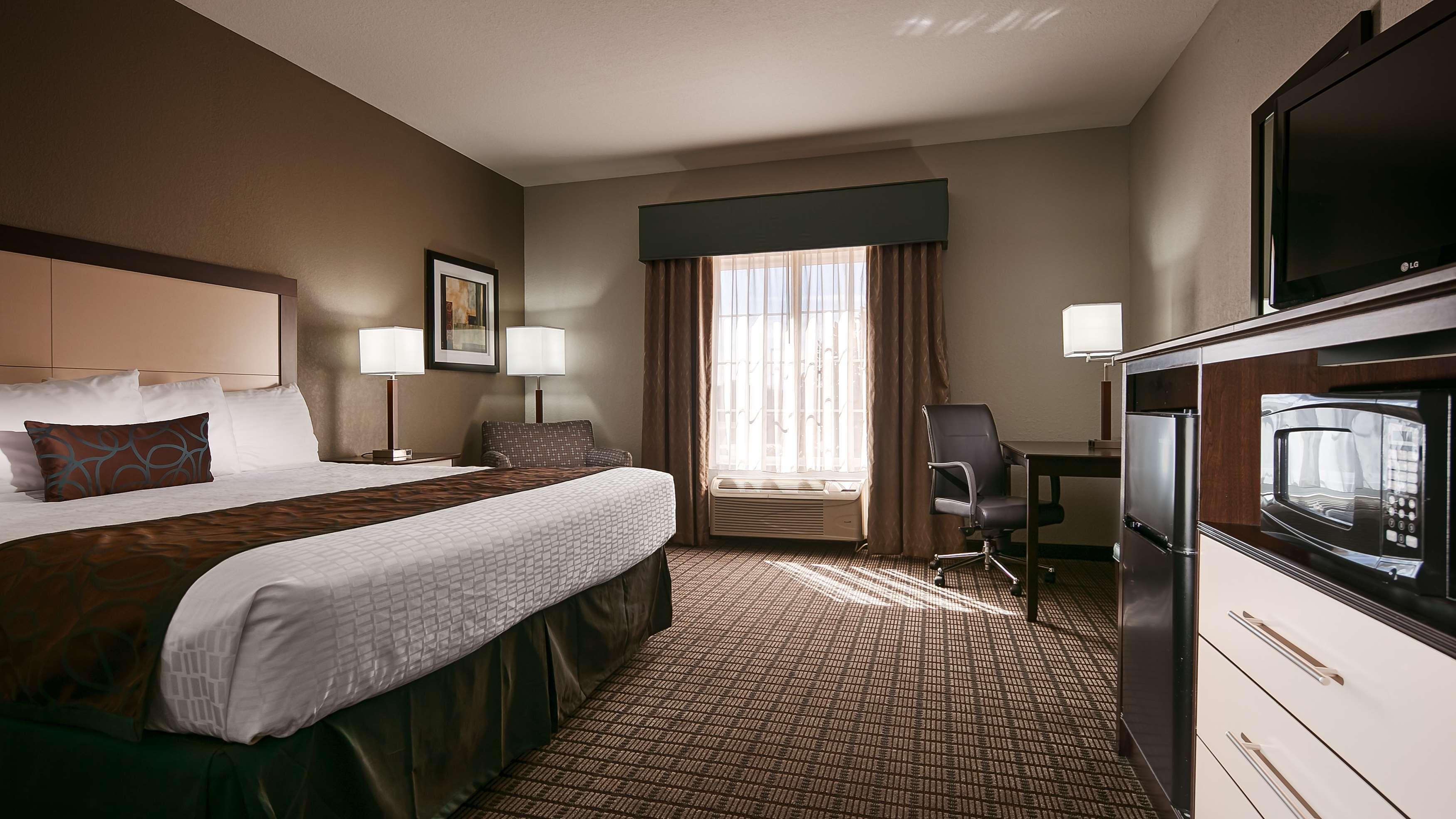 Best Western Plus - Magee Inn & Suites Exterior foto