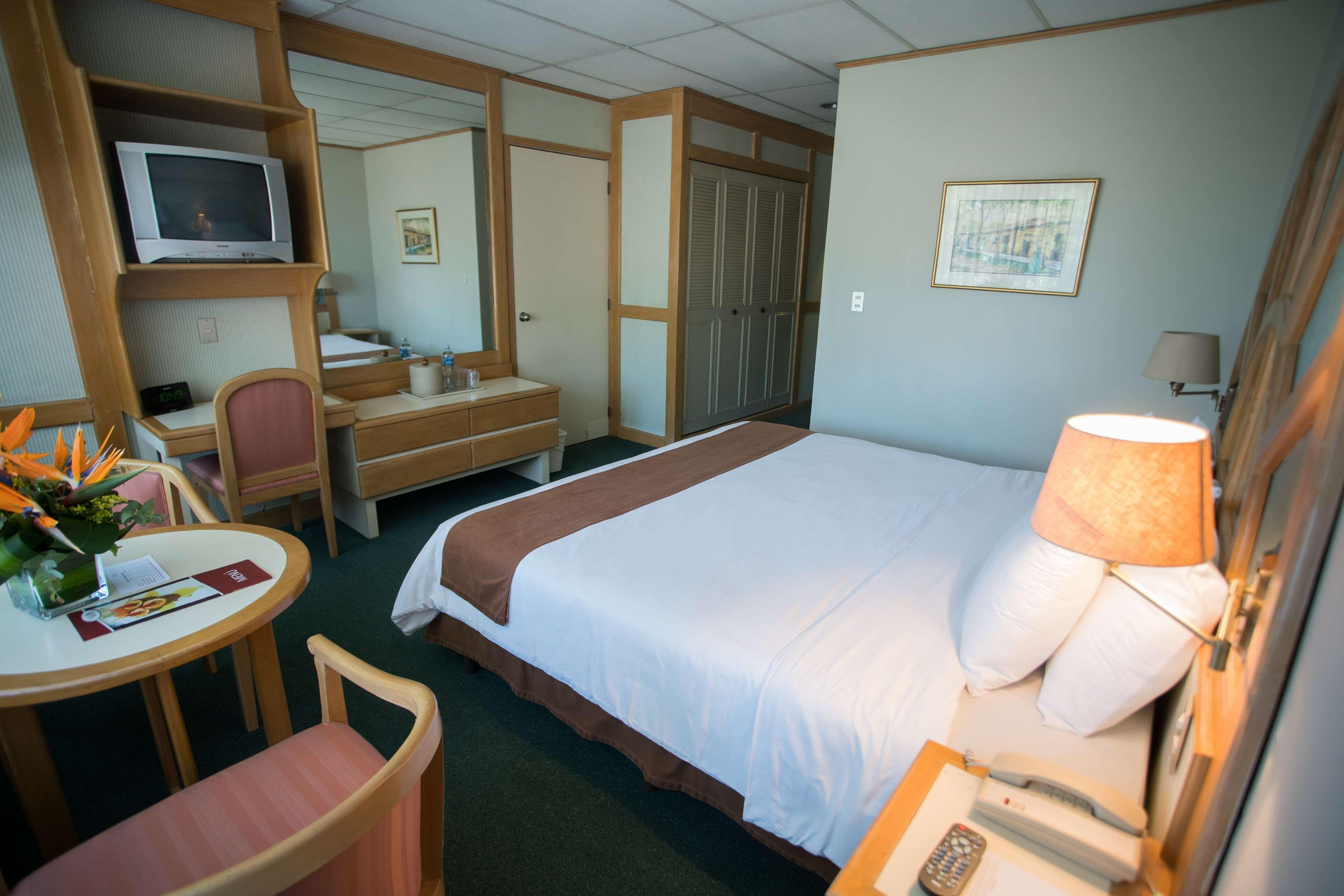 Best Western Plus - Magee Inn & Suites Exterior foto