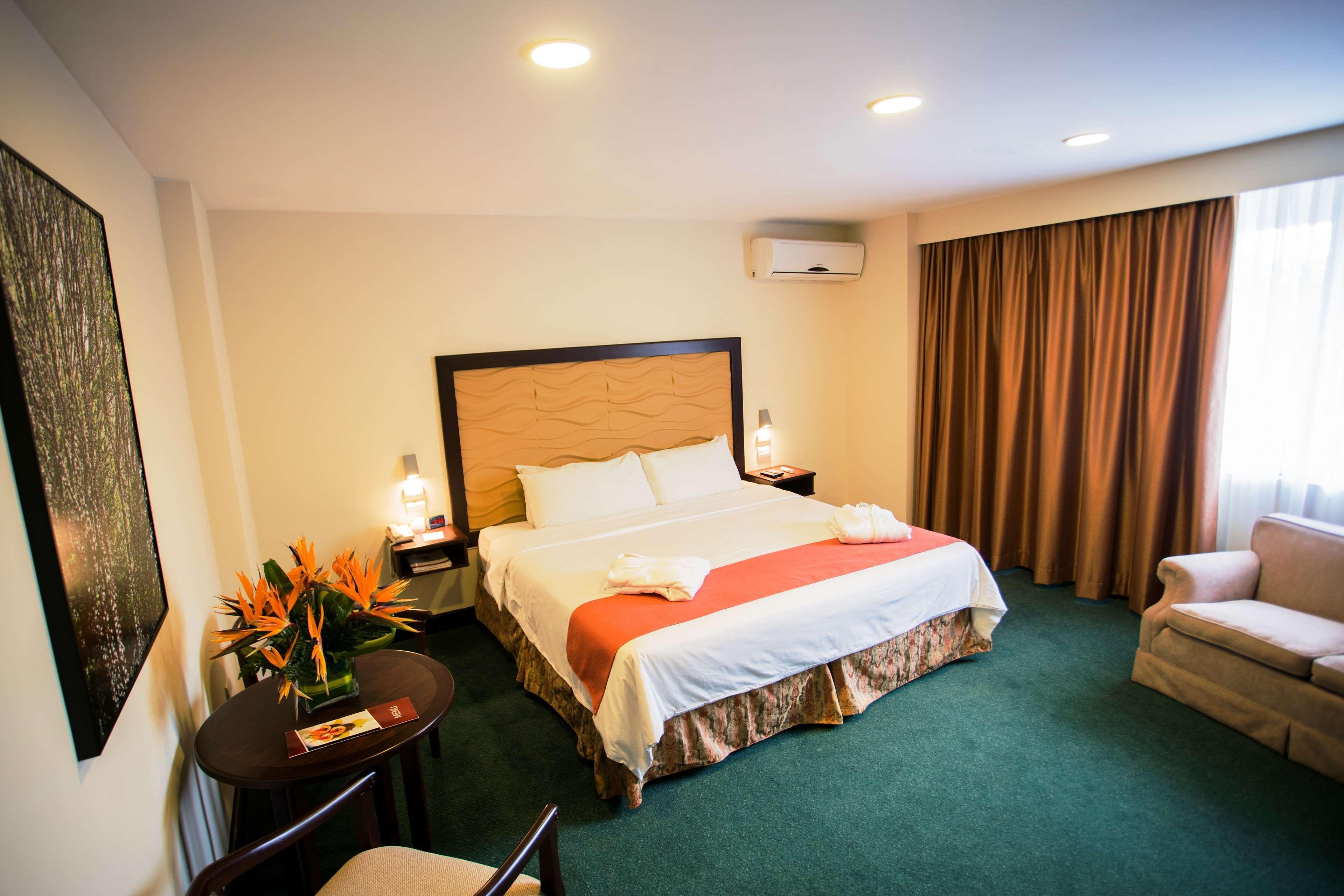 Best Western Plus - Magee Inn & Suites Exterior foto
